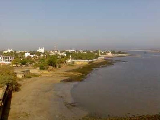 India, The union territory of Daman and Diu, Diu, the St. Paul's Church, in  Diu, a union territory of India, which came under the control of the  Portuguese colonists in the early